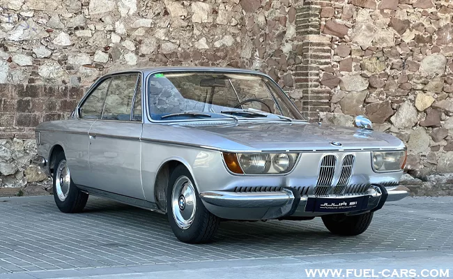 BMW 2000