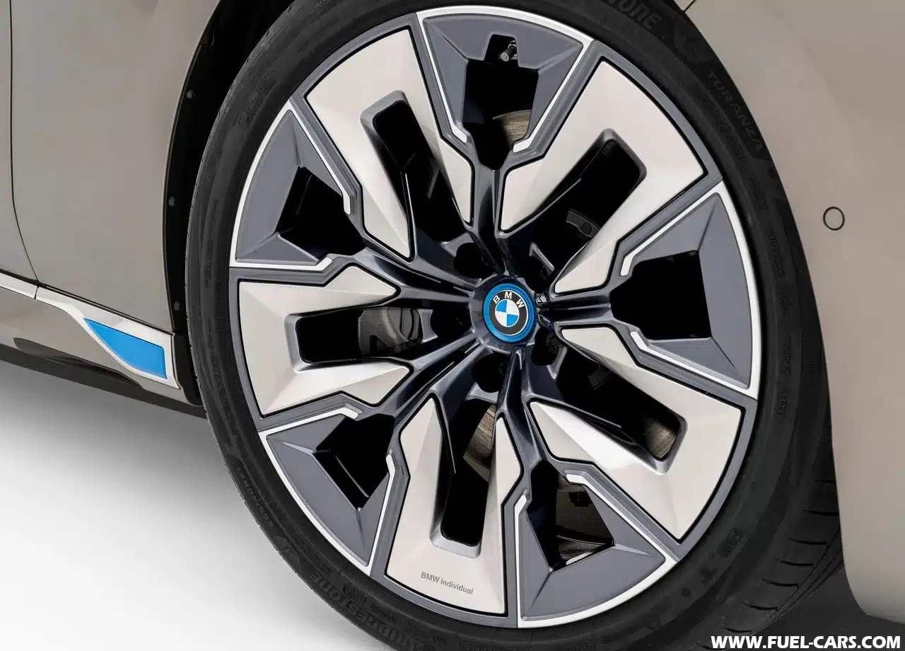 BMW i7 Specs-81