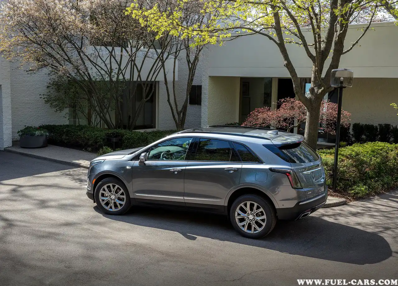 Cadillac XT5 10