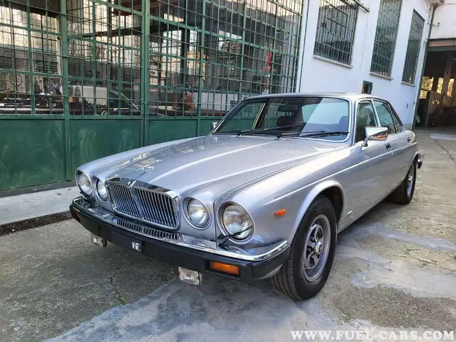 Jaguar XJ Series III Specs 4