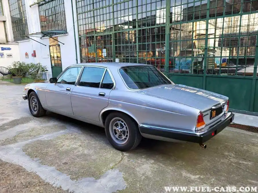 Jaguar XJ Series III Specs 9