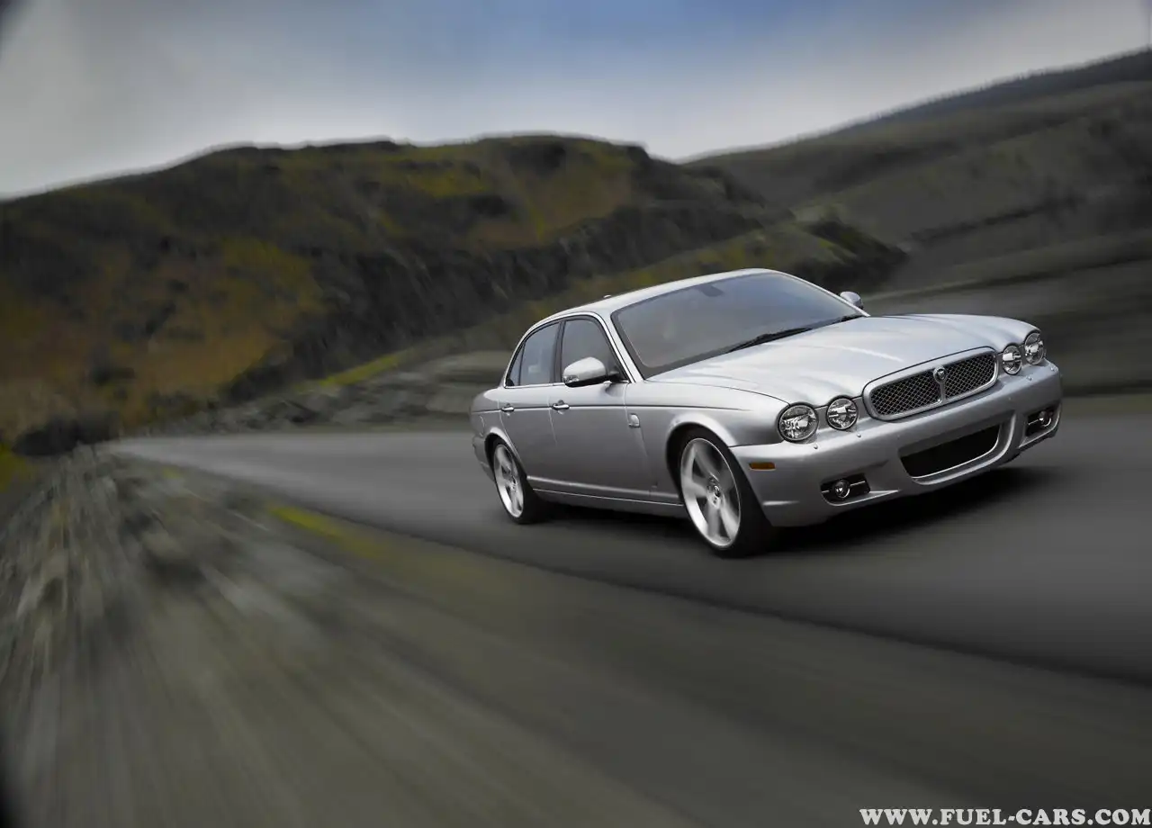 Jaguar XJ (X350) Specs 1