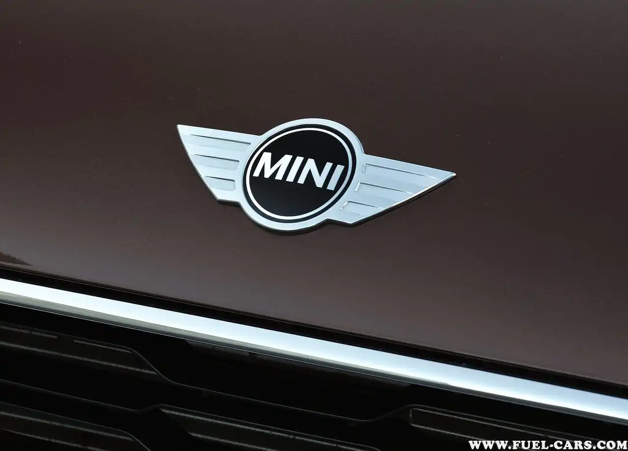 Mini Paceman Specs 29