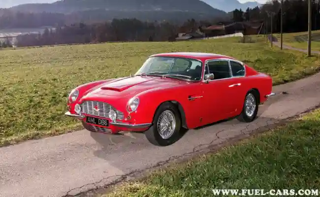 Aston Martin DB6