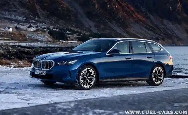 BMW 5 Series Touring (G61)