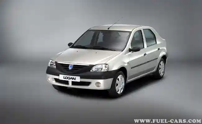 Dacia Logan (2004)